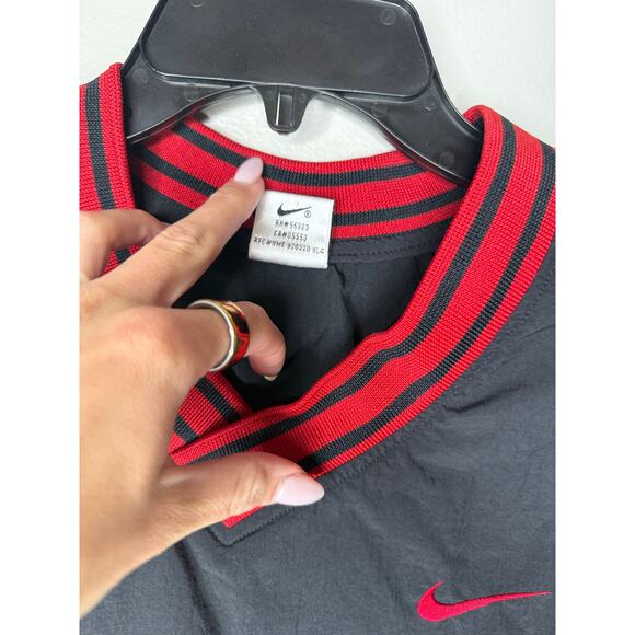 Nike Men’s XL Black Red Swoosh V-Neck Windbreaker Pullover | Retro 90s Style - Picture 5 of 6